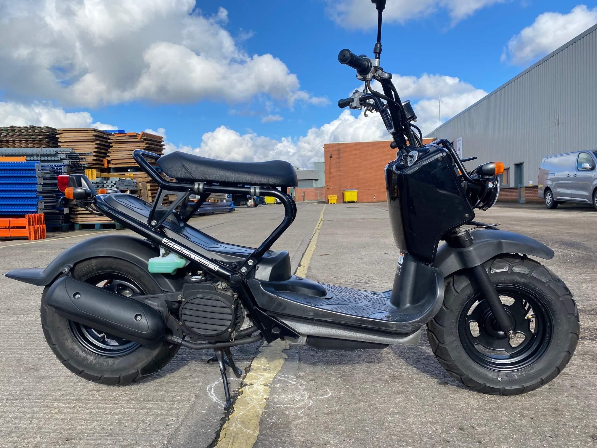 Autotrader mopeds store